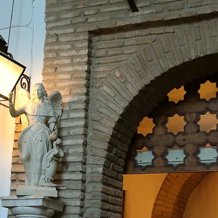 Hotel Patios *