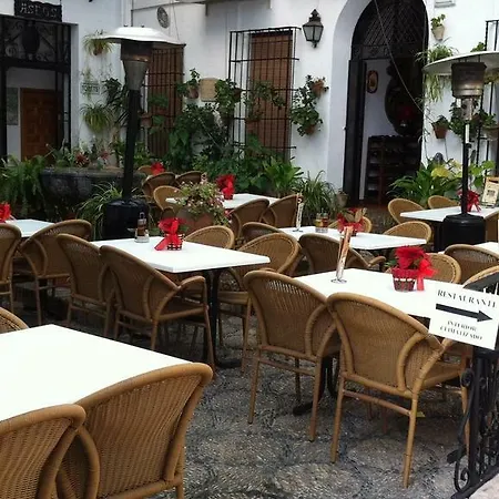 Hotel Patios *